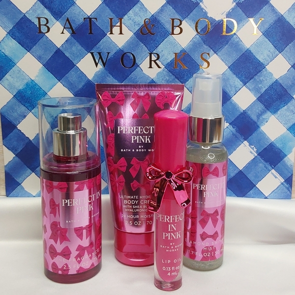 BATH & BODY WORKS 4-PIECE 'PERFECT IN PINK' LIP OIL & BODY SHIMMER GIFT SET - Picture 14 of 14